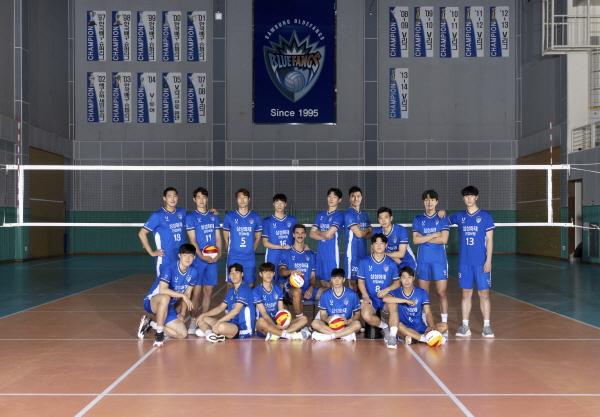 ▲ 안국약품은 대전 삼성화재 블루팡스 남자 프로배구단과 스폰서십을 체결 했다고 밝혔다.