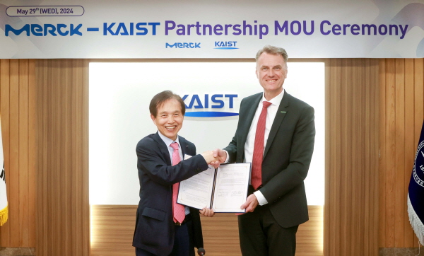 ▲ 머크 라이프사이언스는 KAIST와 생명과학 분야 연구 혁신을 위한 업무협약(MOU)을 체결했다고 밝혔다.
