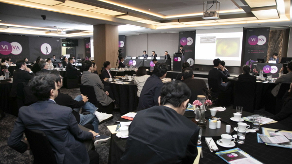 ▲ ​한국로슈는 바비스모 국내 급여 적용 1주년을 맞아 VIVA 전국 심포지엄을 개최했다.