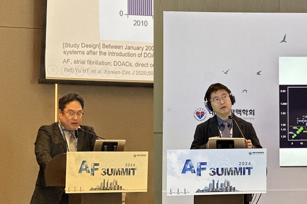 ▲ 한미약품은 지난 11월 8일부터 이틀간 부산 시그니엘 호텔에서 열린 ‘AF SUMMIT 2024’(대한부정맥학회 추계 국제 학술대회) 런천 및 산학 세션에 참가해 한미를 대표하는 심혈관질환 치료제의 임상적 이점에 대한 발표를 진행했다고 밝혔다.