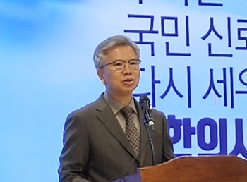 ▲ 김택우 회장.